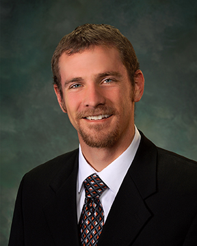 Dr. Nathan Tracey, Family Medicine